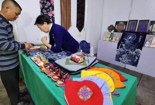 2021年 消費(fèi)促進(jìn)月 都勻市名優(yōu)特農(nóng)產(chǎn)品旅游產(chǎn)品促銷(xiāo)會(huì)舉行